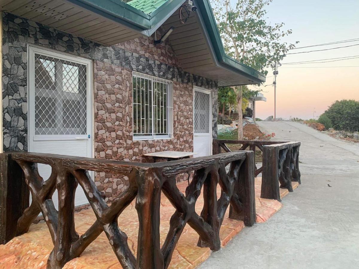 Michaels Homestay - Farm Villa Nr Patar Beach & Bolinao Falls מראה חיצוני תמונה