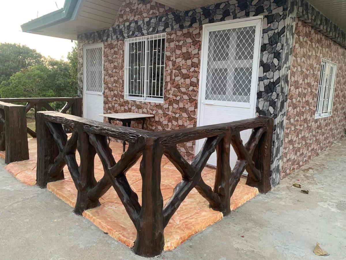 Michaels Homestay - Farm Villa Nr Patar Beach & Bolinao Falls מראה חיצוני תמונה